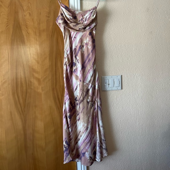 Hello Molly Full Time Glam Girl MIDI Dress Purple - Picture 2 of 3